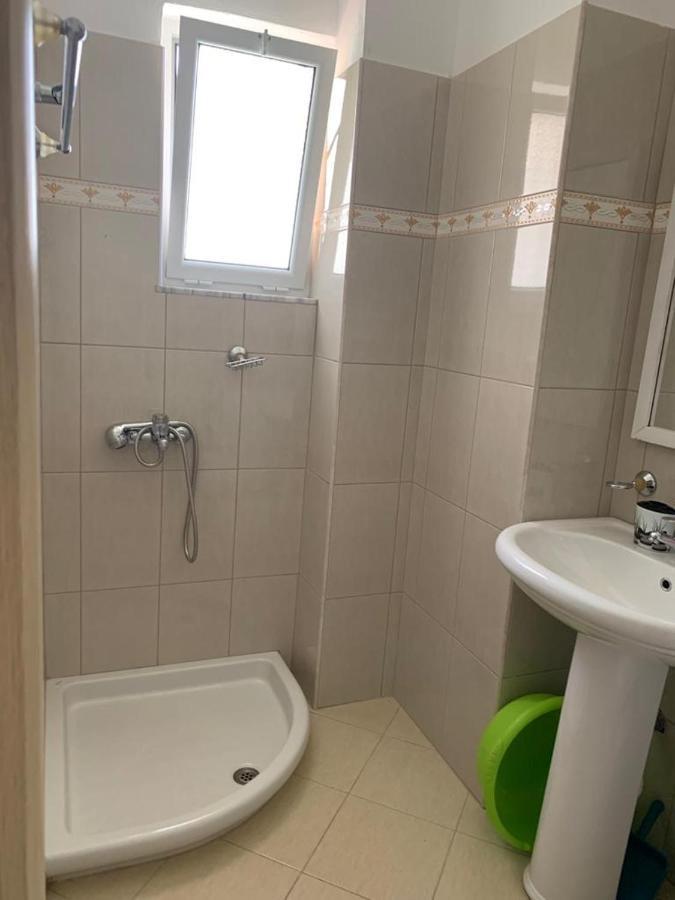Rezidenca E Kalter Apartments Sarandë Exteriör bild