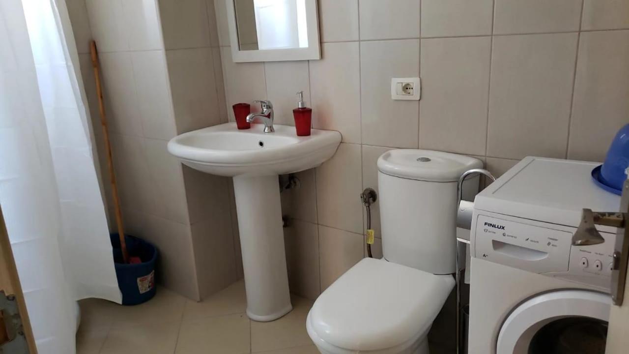 Rezidenca E Kalter Apartments Sarandë Exteriör bild