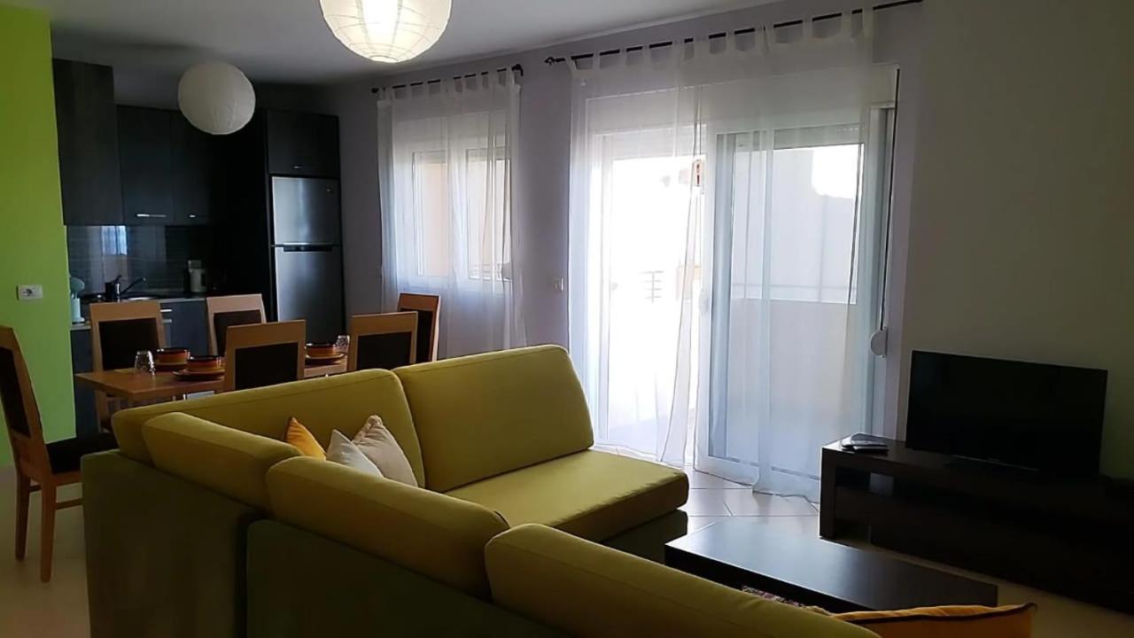 Rezidenca E Kalter Apartments Sarandë Exteriör bild